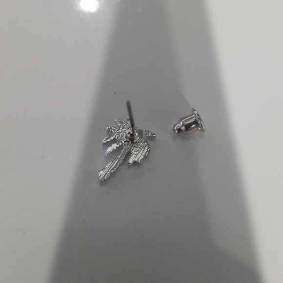 Set of 3 Earrings - Picture 3 of 3